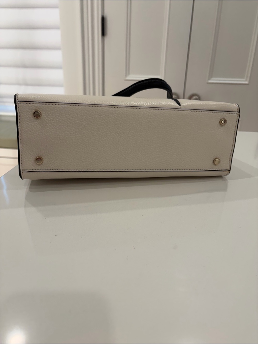 kate spade Cream Shoulder Bag with Black Trim and Bow Detail - Picture 3 of 10